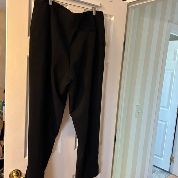 Ladies Evan Picone Black Dress Pants, FULLY Lined with zippered pockets, Size 18 - Picture 2 of 7